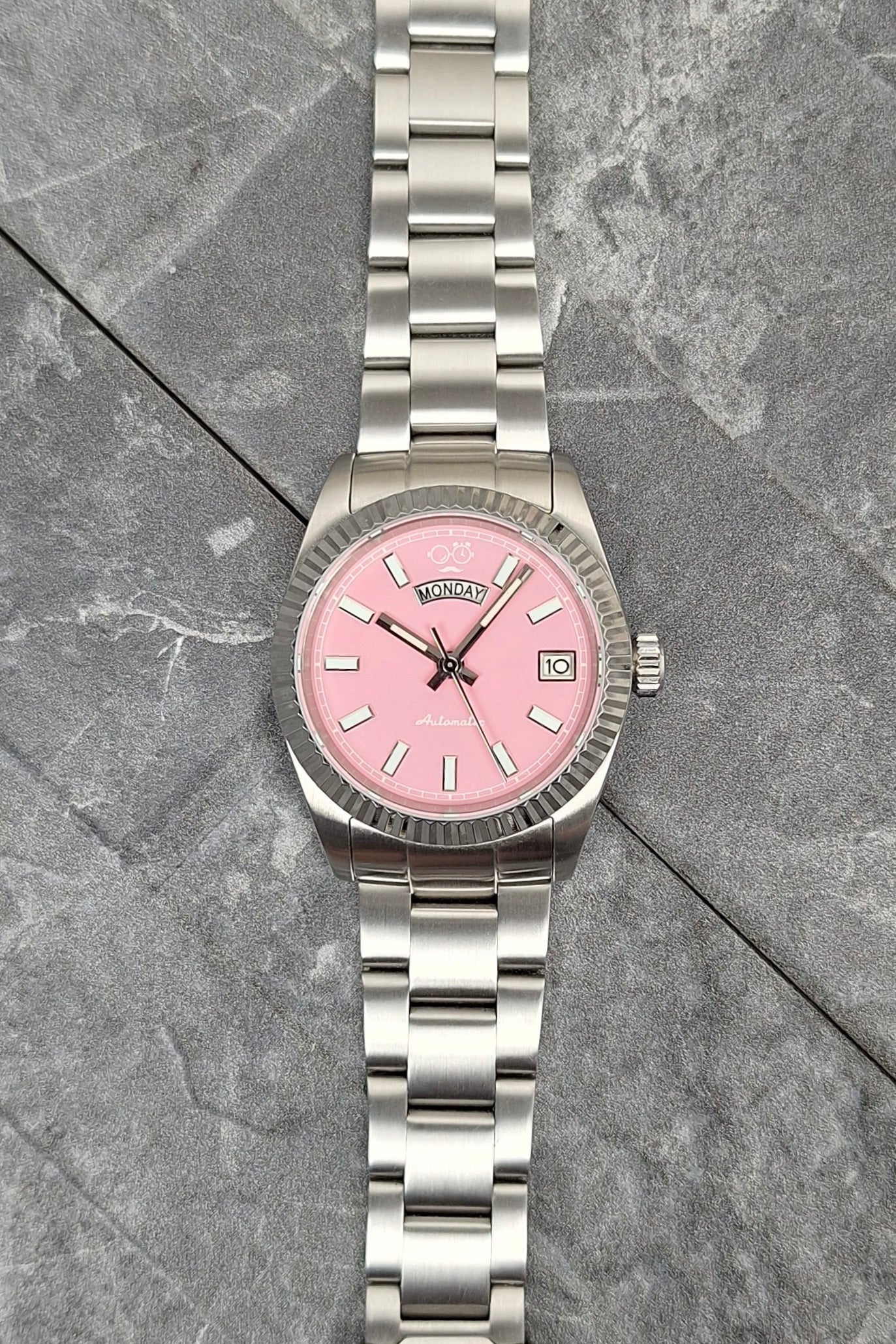 Crown&Style Pink Day-Date