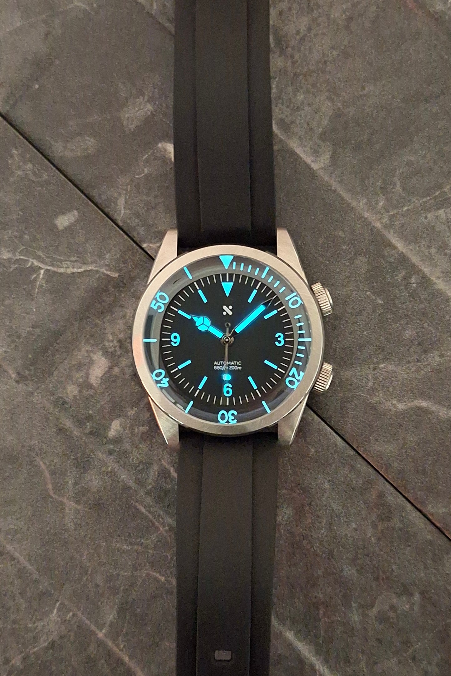 Black Super Compressor Blue Lume